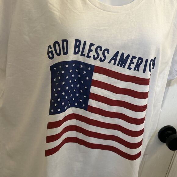 Ladies 2XL God Bless America T-Shirt White USA Flag Graphic Tee 100% Cotton - Picture 7 of 16